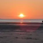 L'abreuvoir De La Mer- - *