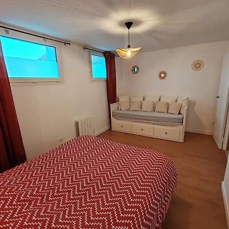 L'abreuvoir De La Mer- - *