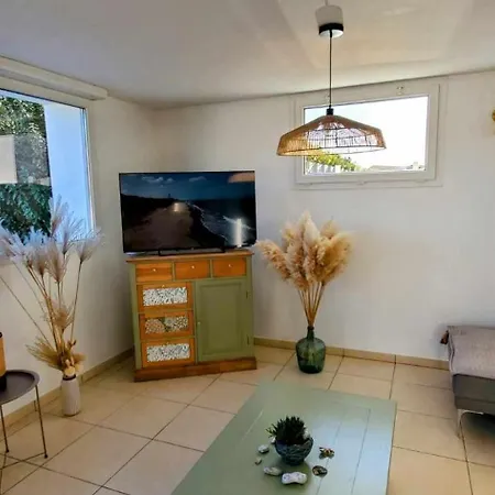 L'abreuvoir De La Mer- -